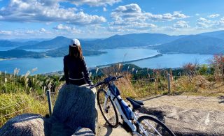 パノラマ展望所からのE-BIKEと天橋立